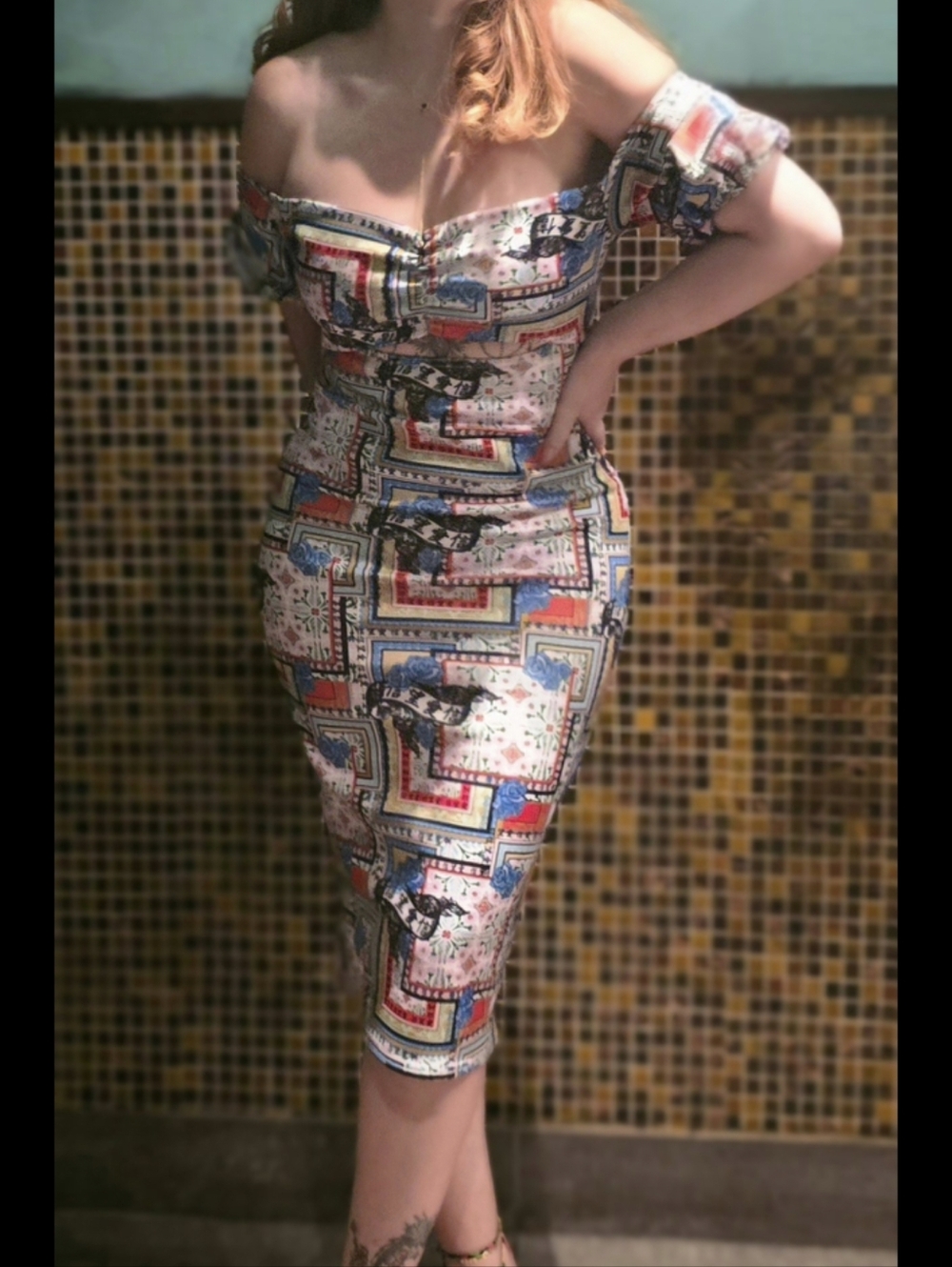 PrettyLittleThing Bodycon Dress Cut Out Size 10